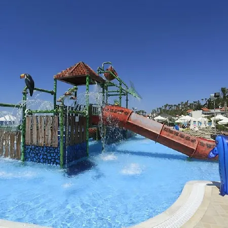Aqua Sol Water Park Üdülőközpont Korall-öböl